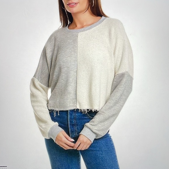 Electric & Rose Tai Regular Fit Sweatshirt Size L Gray Cream Color-block EUC - Picture 4 of 8